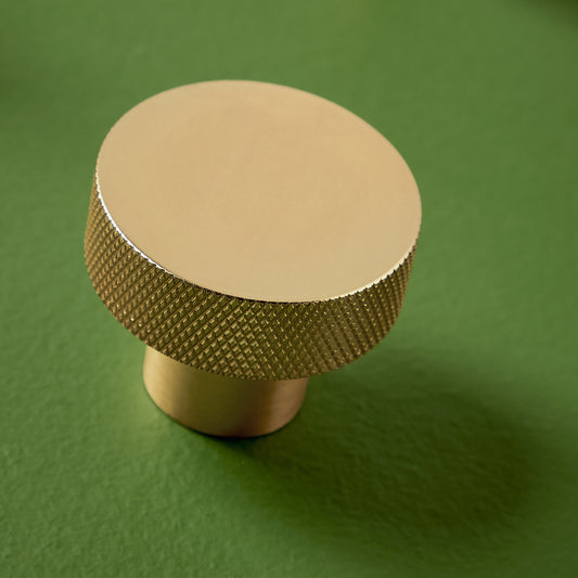 Knurled Round 42.5mm Brushed Brass